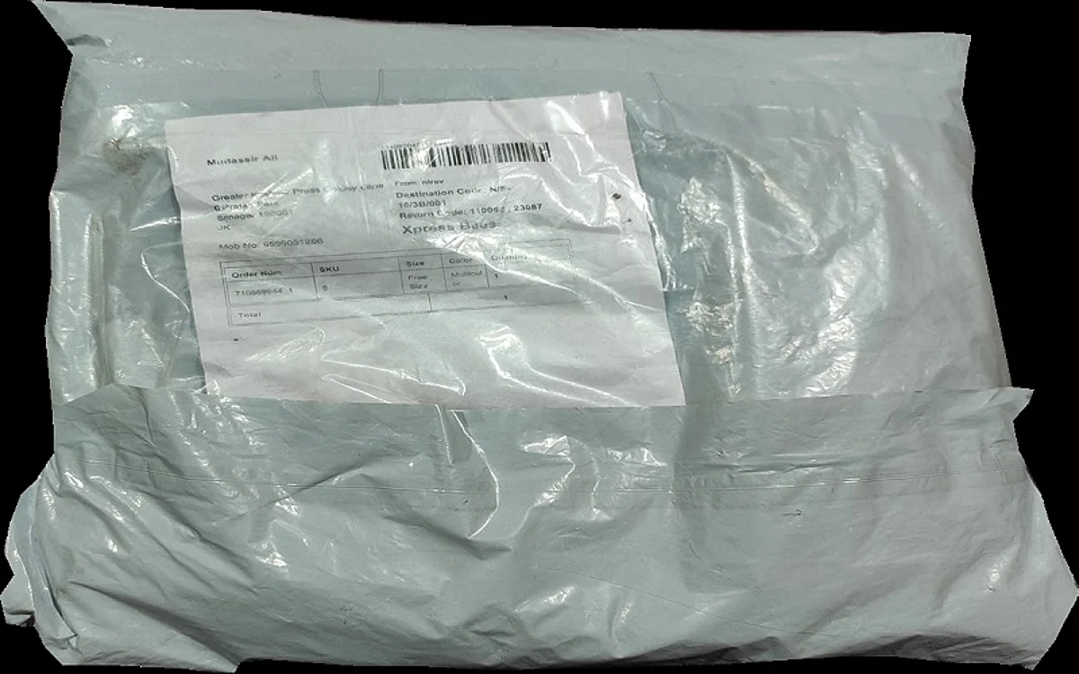 Muddasir’s last parcel delivered at the Greater Kashmir