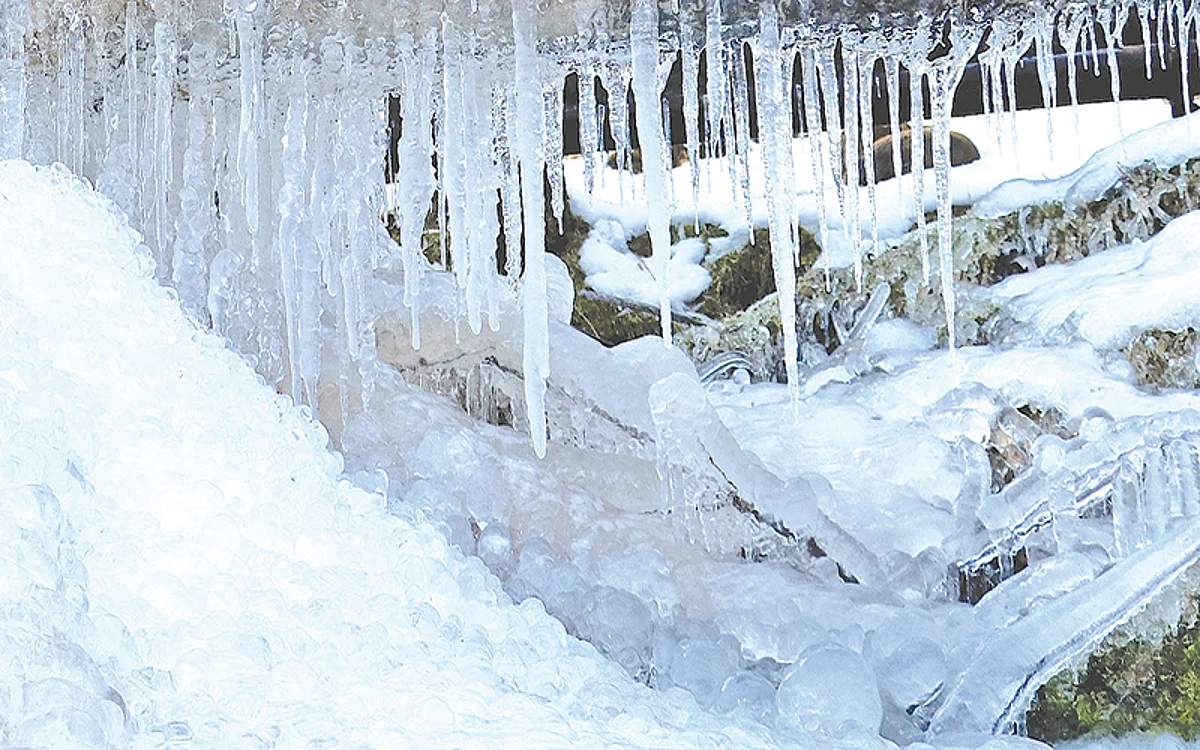 Cold wave conditions intensify in Kashmir
