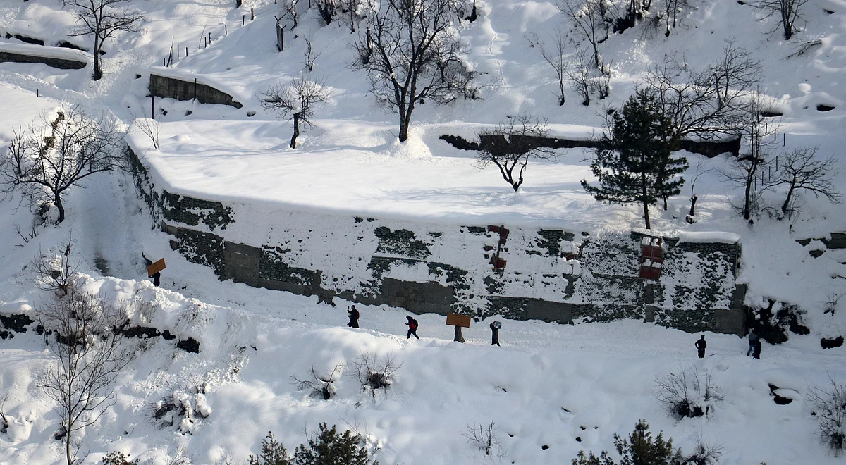 Promote new tourism destinations in J&K: Chief Secretary