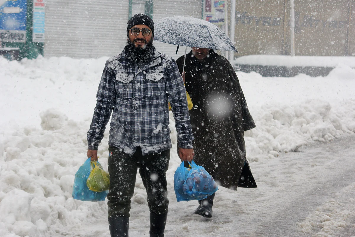 Another spell of light snow, rain likely in J&K soon