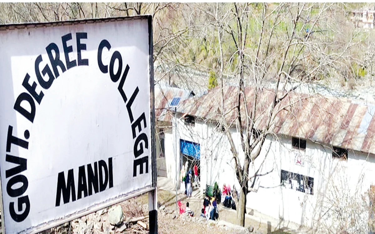 3-room temporary complex houses Mandidegree college