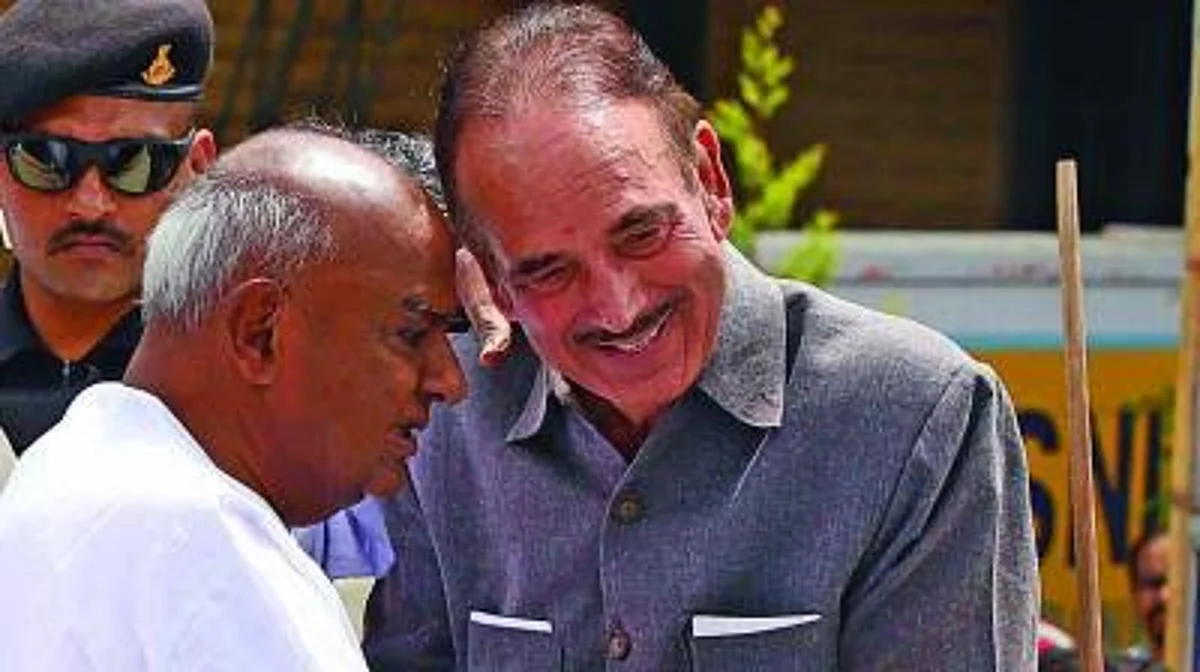 Country needs Ghulam Nabi Azad’s political sagacity, commitment: Deve Gowda