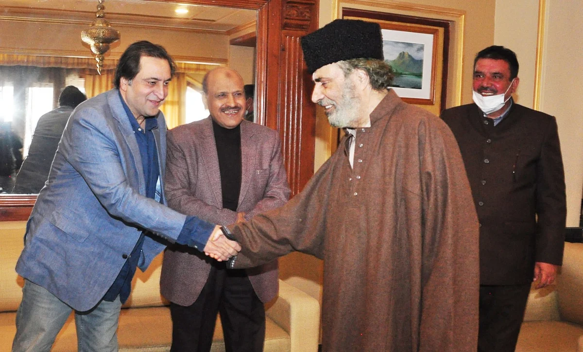 Former Deputy Chief Minister Muzaffar Hussain Baig joins Peoples Conference