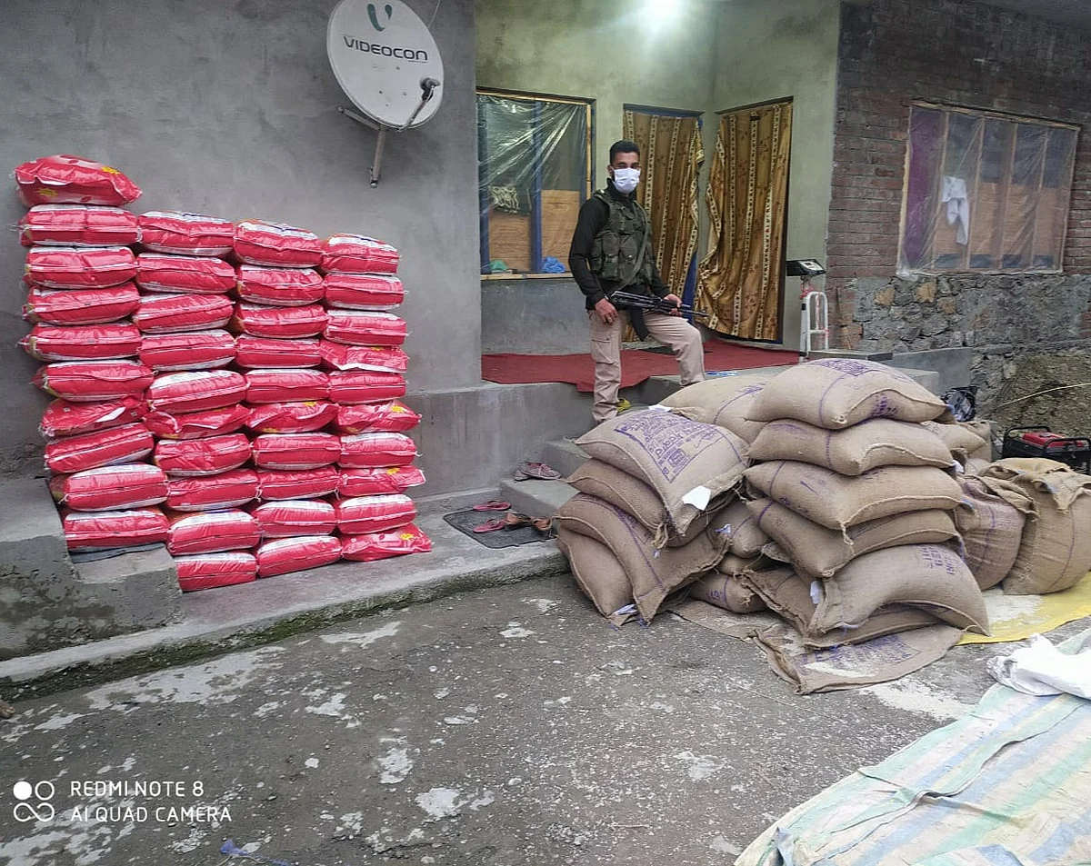 Police seizes 26 quintal Govt rice in Bandipora
