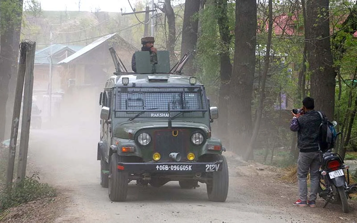 3 militants killed in Shopian encounter