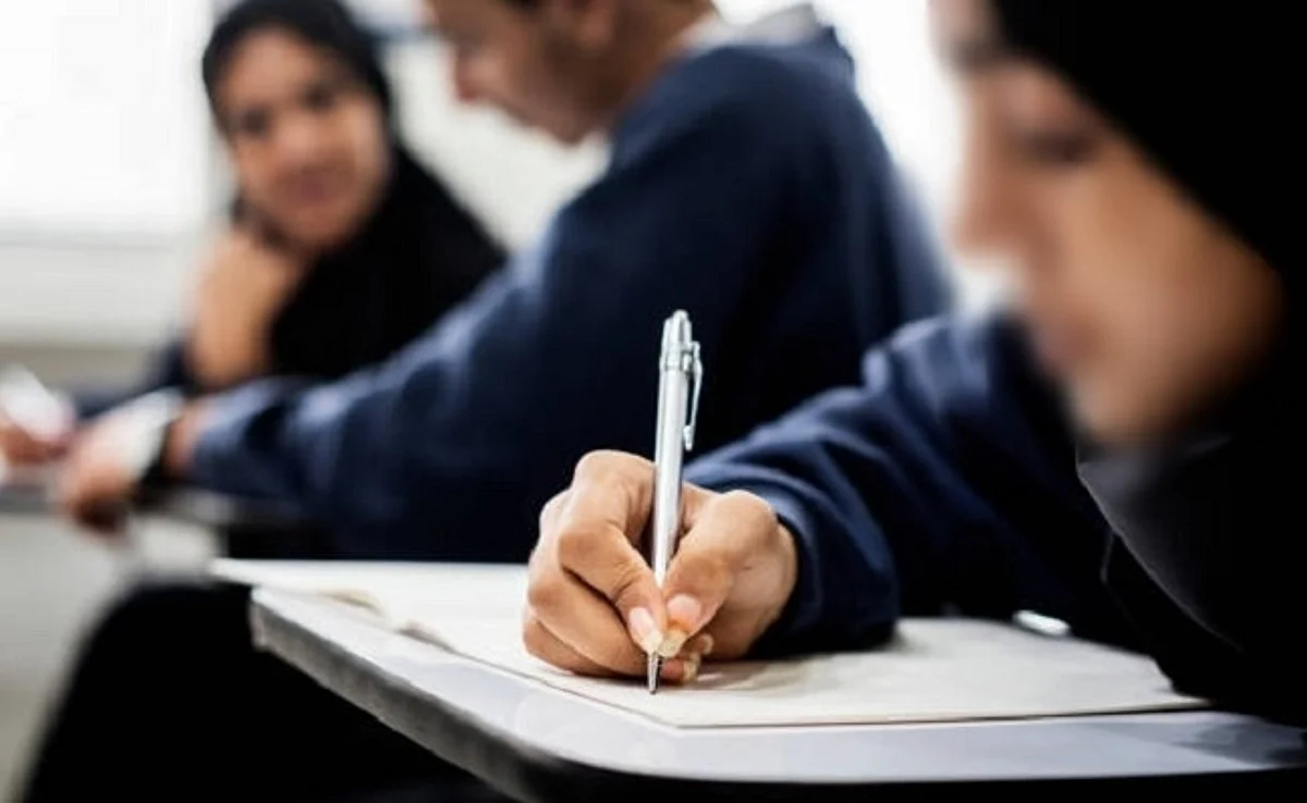 Majority support for education as priority for Muslim girls