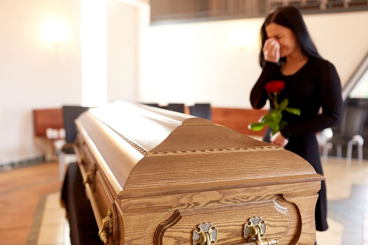 Heavy Grief Nearly Doubles Bereaved's Risk Of Early Death