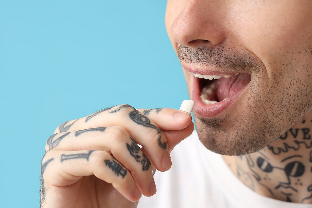TikTok Craze 'Extra Hard' Gum Won't Chisel Your Jawline. It Might Even Hurt You
