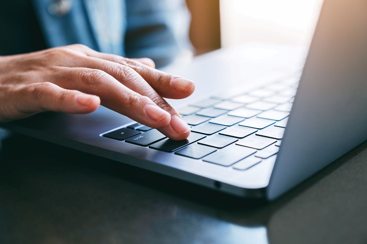 CDC Warns of Fake Drug Dangers From Online Pharmacies
