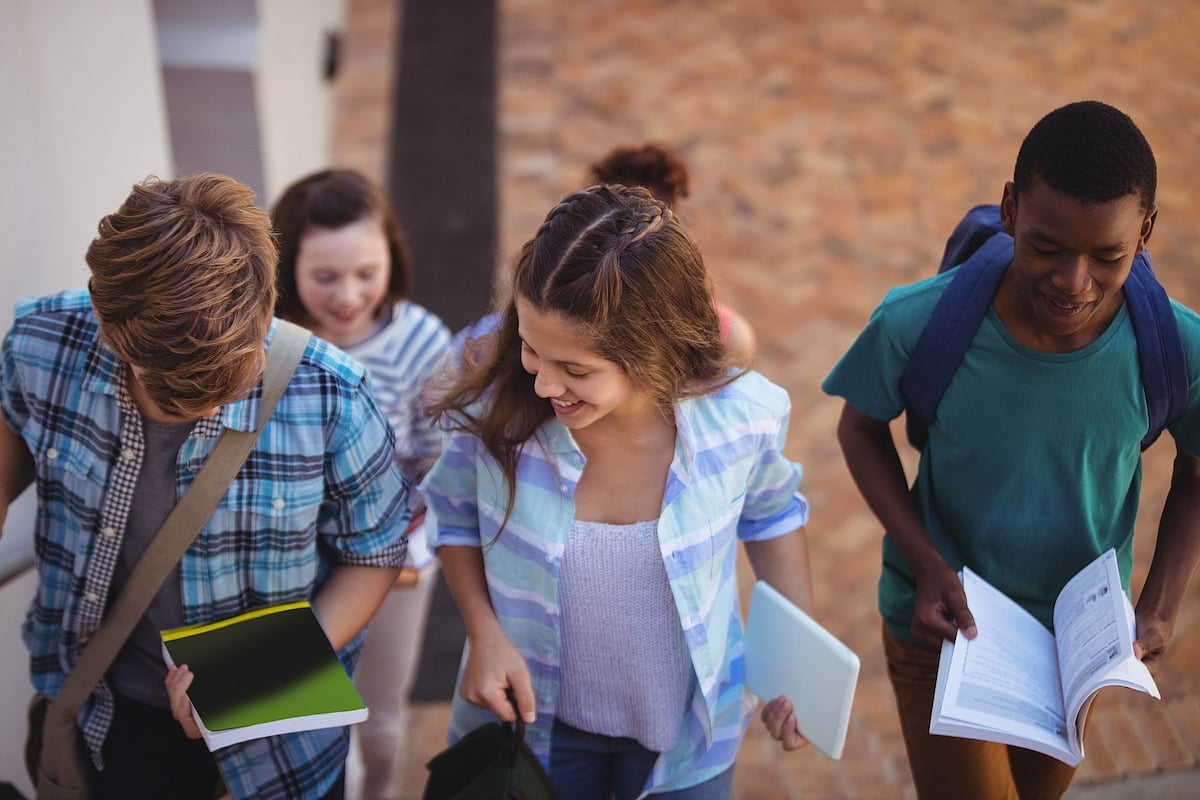 Your Friends' Genes May Harm or Help You