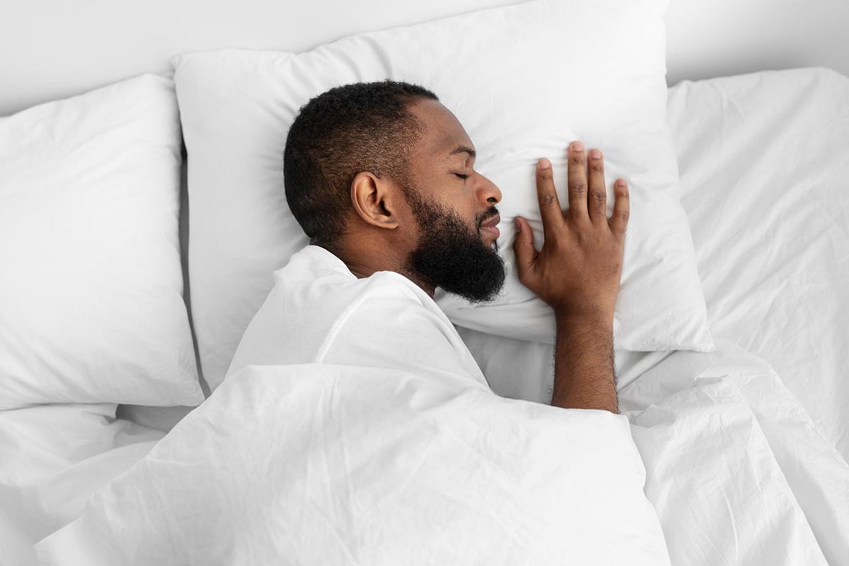 Good Sleep, Eating Right Tied To Better Mental Well-Being Among Young Adults
