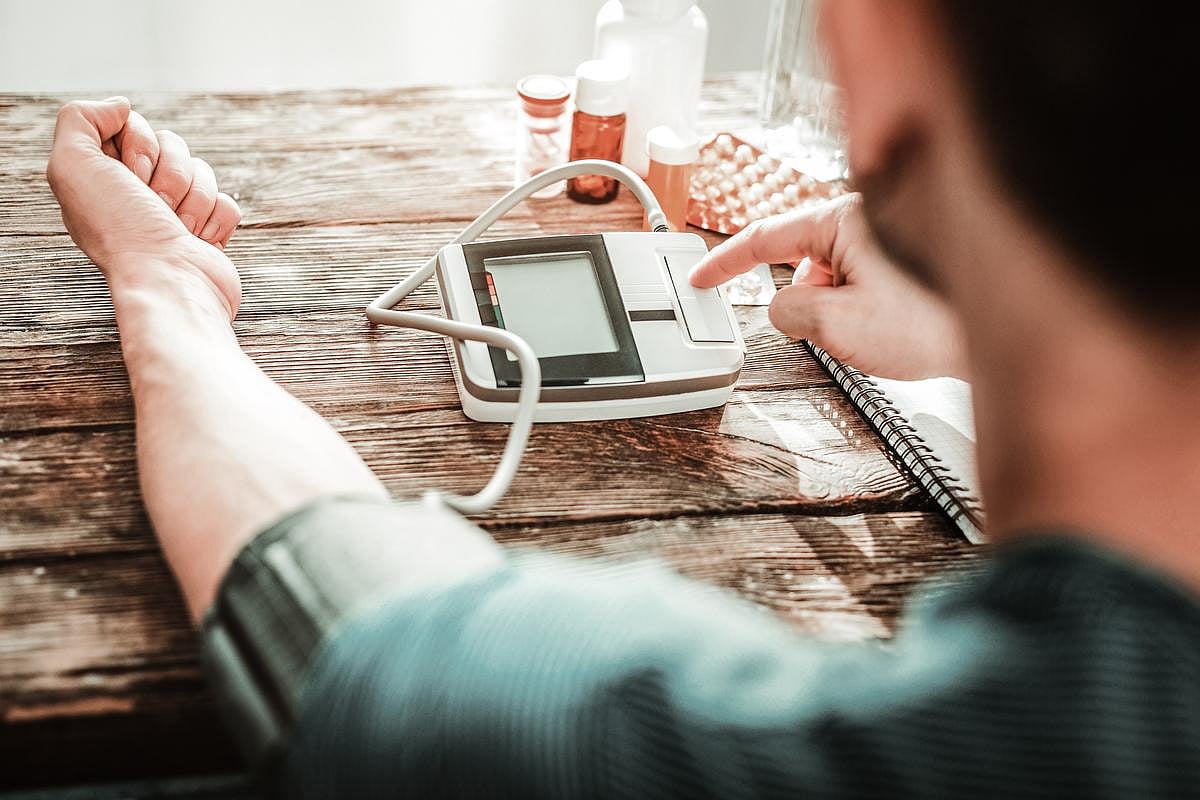 Are People Holding Their Arms Incorrectly for Blood Pressure Tests?
