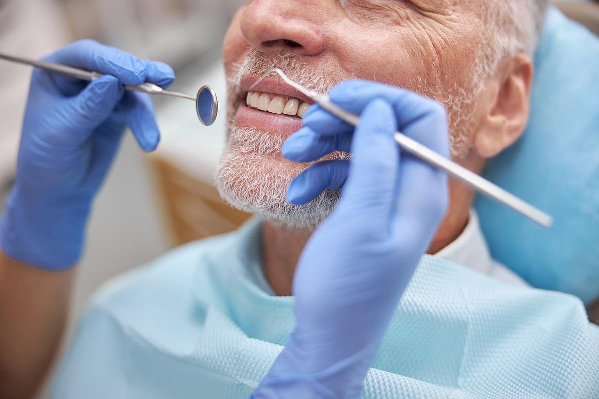 New Bio-Inspired Gel Helps Tooth Enamel Grow Back
