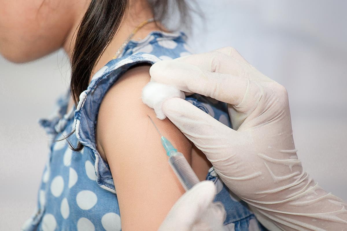 U.S. Cuts Recommended Childhood Vaccines