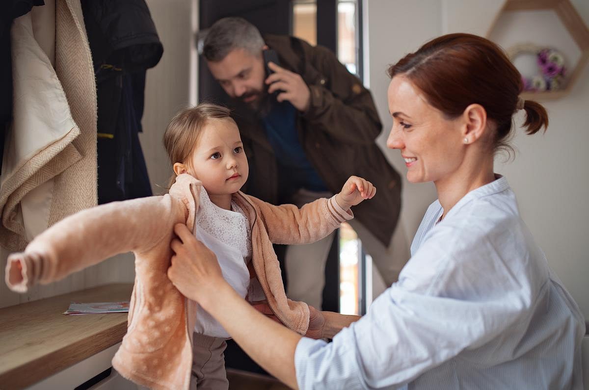 Moms Take on 70% of 'Mental Load' for Household Tasks: Study