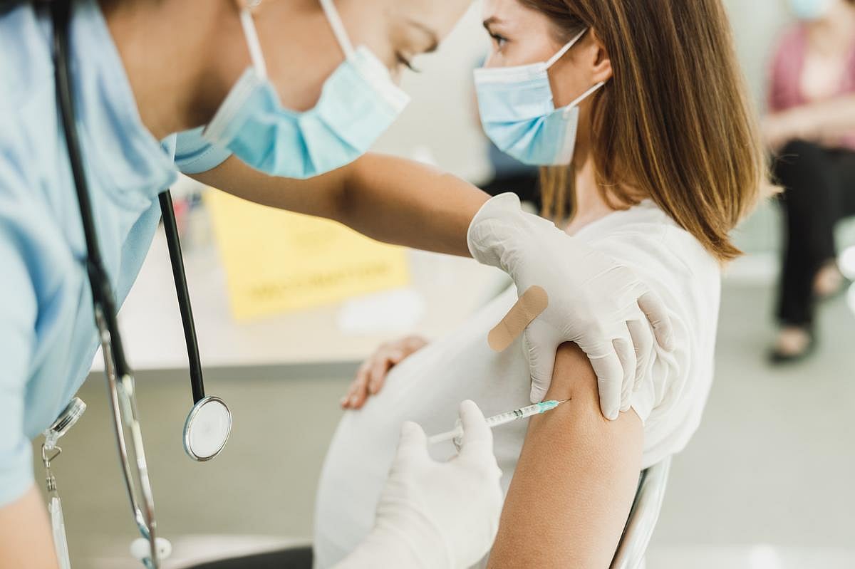 Study Finds No Link Between COVID Vaccine And Miscarriage Risk