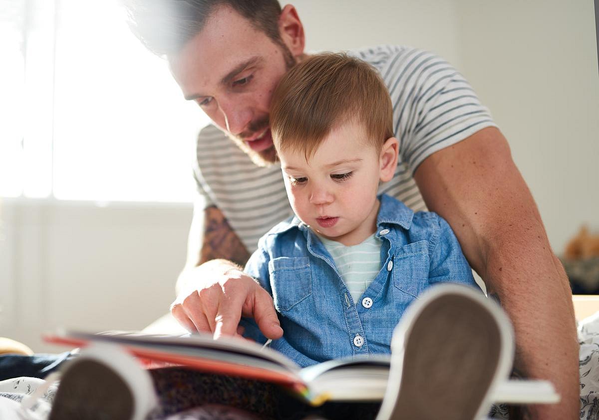 America's Pediatricians Want You to Read a Book With Your Child