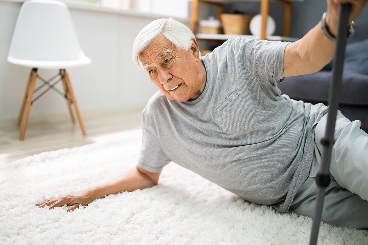 Slower Arm Movement Increases Fall Risk Among Seniors