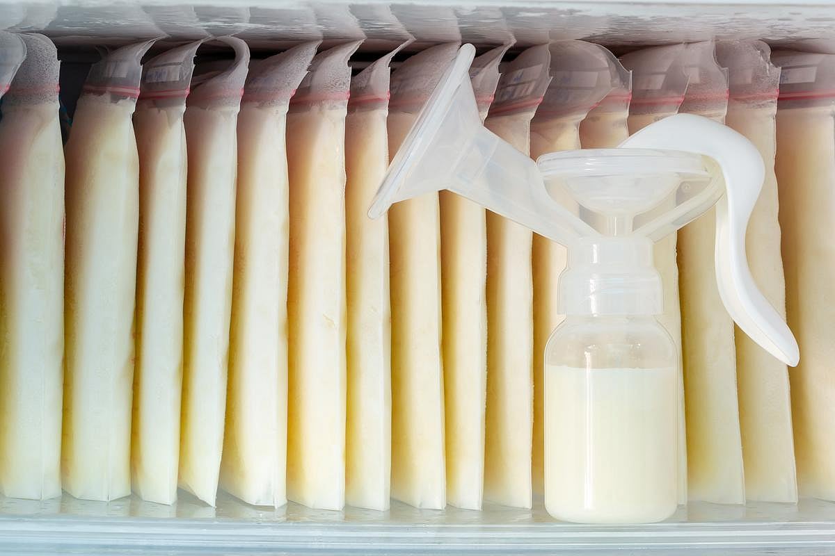 The Experts' Guide to Safely Pumping, Storing And Thawing Breast Milk