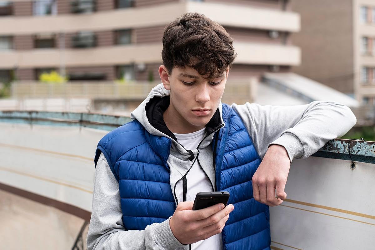 TV Violence Linked To Aggression In Teenage Boys