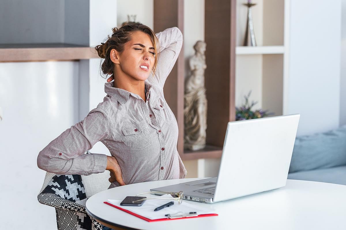 Sitting Too Long Each Day May Lead to Neck Pain, Study Finds