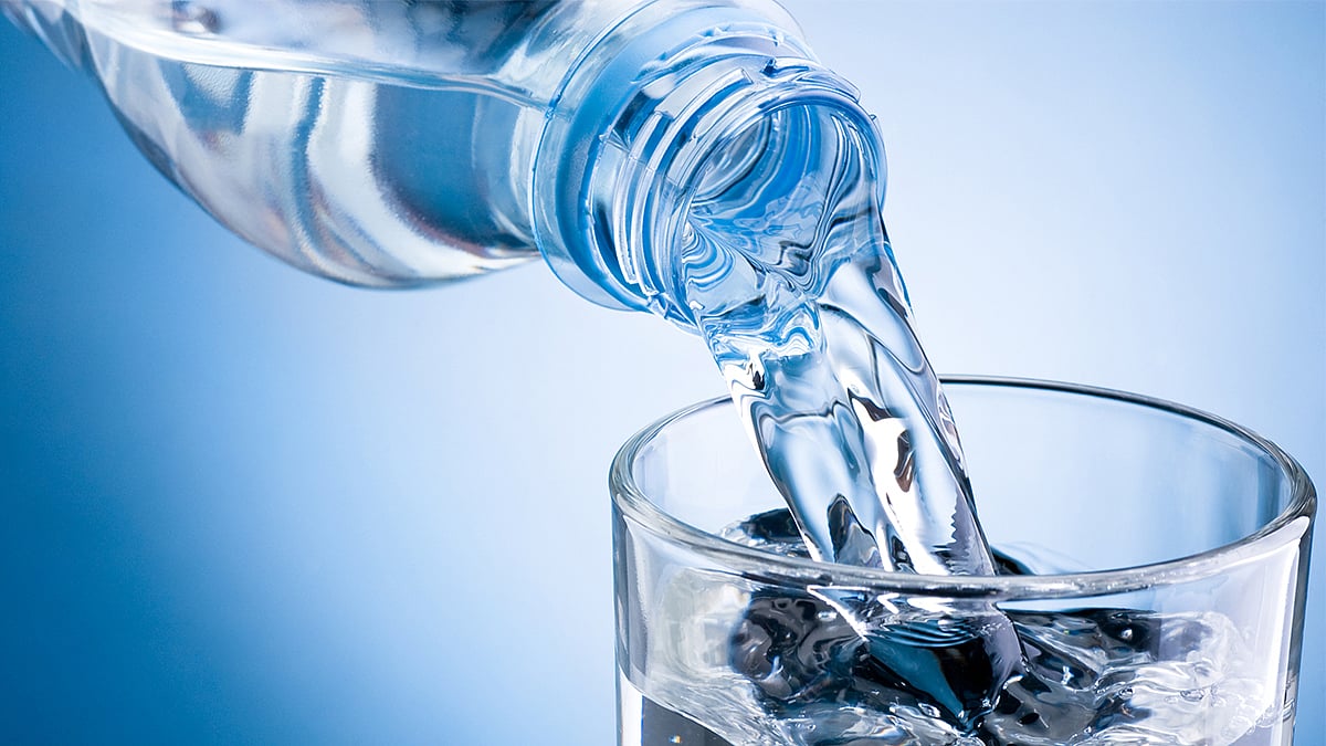 Why Sparkling Water May (Or May Not) Help You Lose Weight