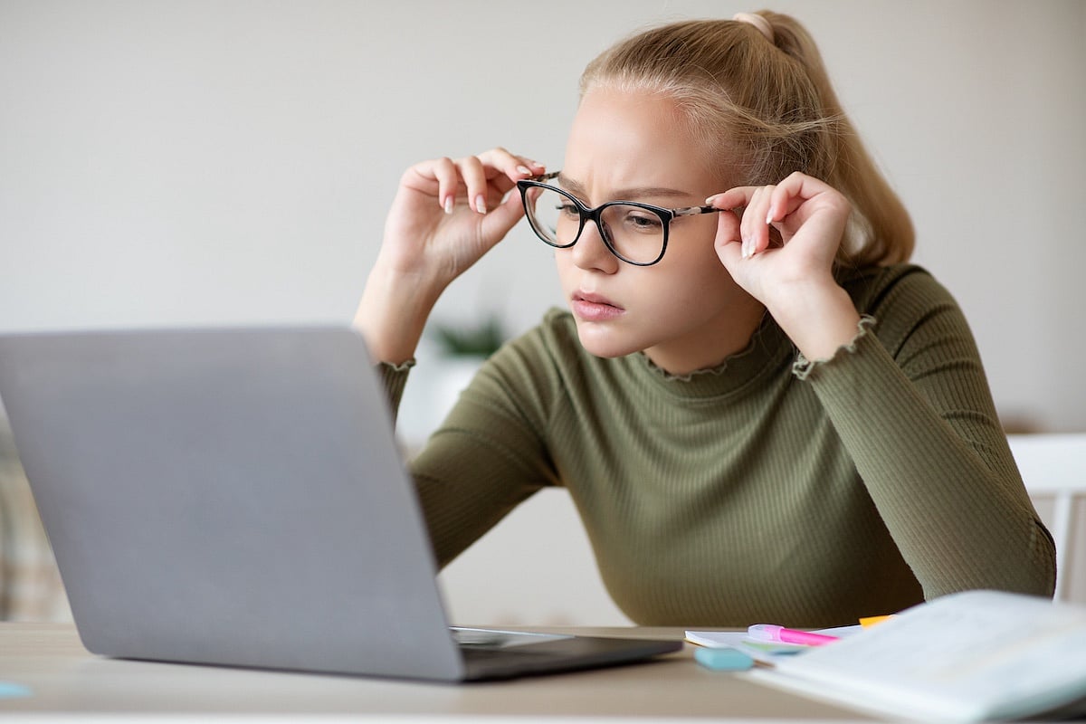 Just One Hour of Screen Time Increases Risk of Nearsightedness