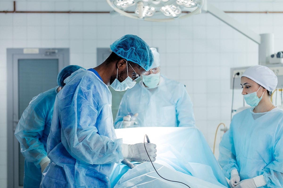 Duke Doctors Perform First Living Mitral Valve Transplant