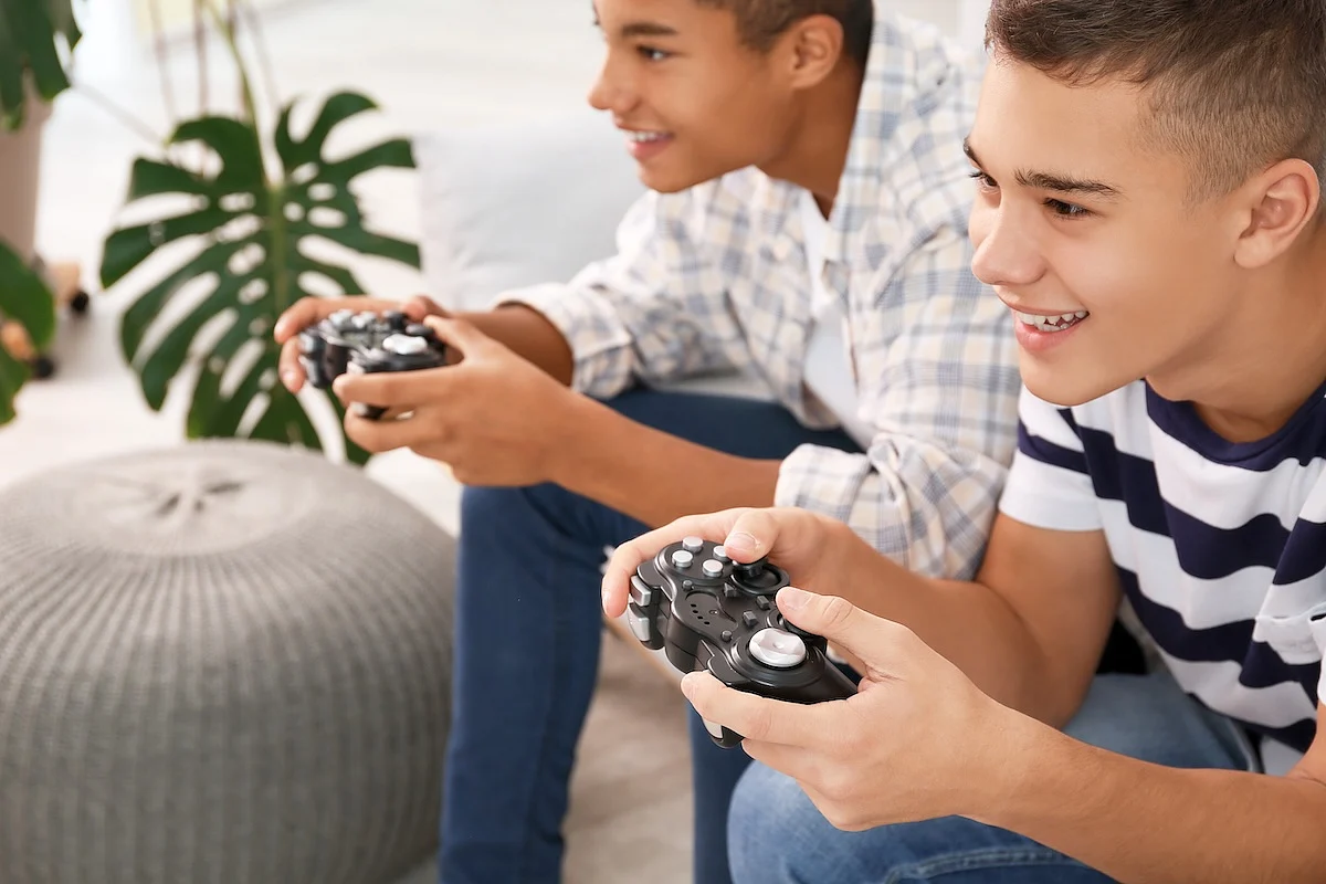 Youngsters Face Heart Health Risks From Too Much Screen Time