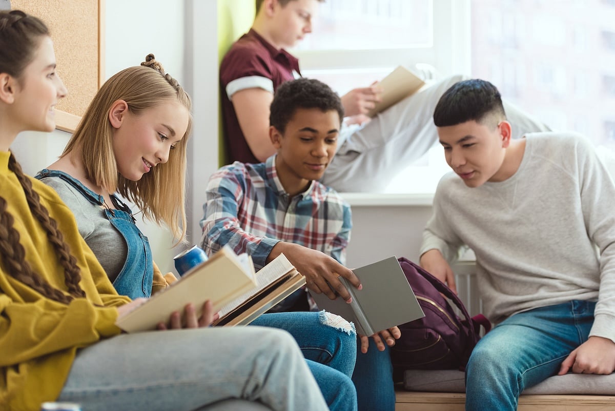 Helping Your College-Bound Kids Head Back To School
