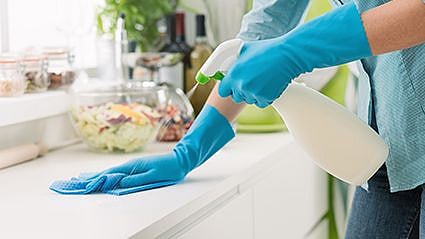 Mom's Use of Workplace Disinfectants in Pregnancy Tied to Eczema