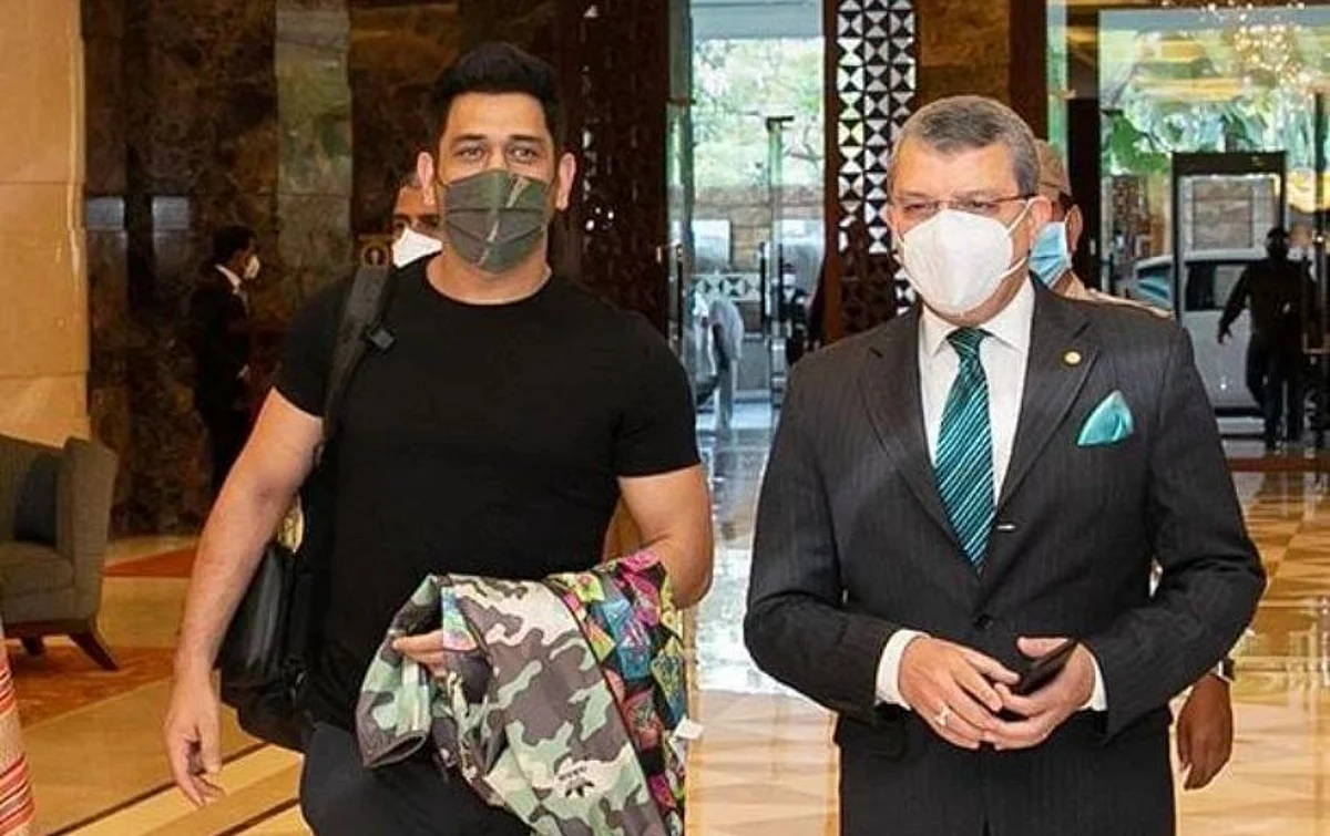 MS Dhoni in Chennai: CSK की रणनीति को आखिरी अंजाम देने चेन्नई पहुंचे ‘थाला’