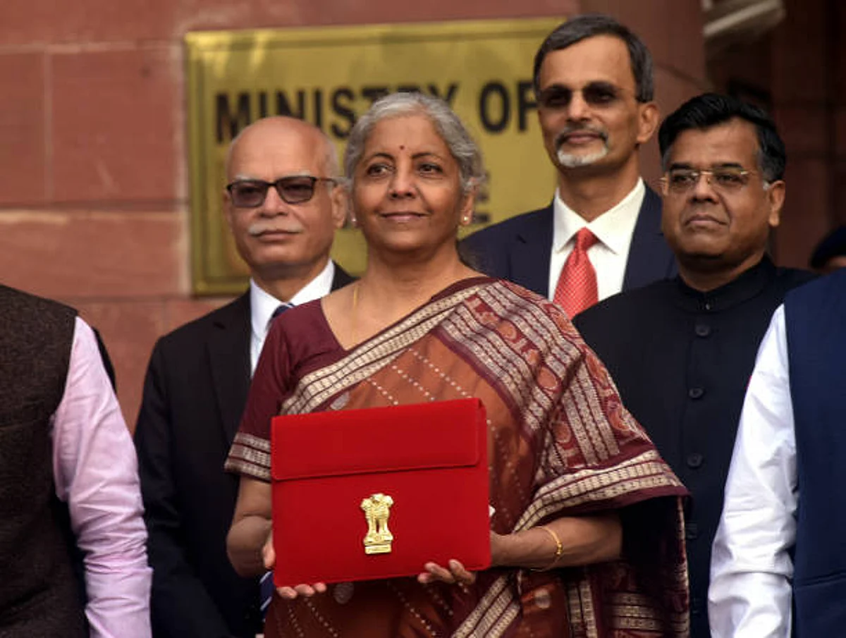 Union Budget 2022: इस साल के आम बजट में महिलाओं के लिए क्या है खास