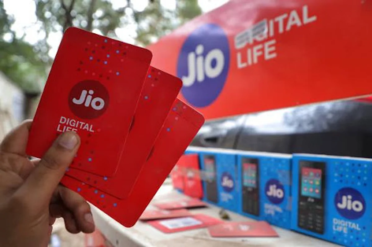 Reliance Jio: आ गया जियो का पहला कैलेंडर मंथ प्लान, इतनी कम है क़ीमत
