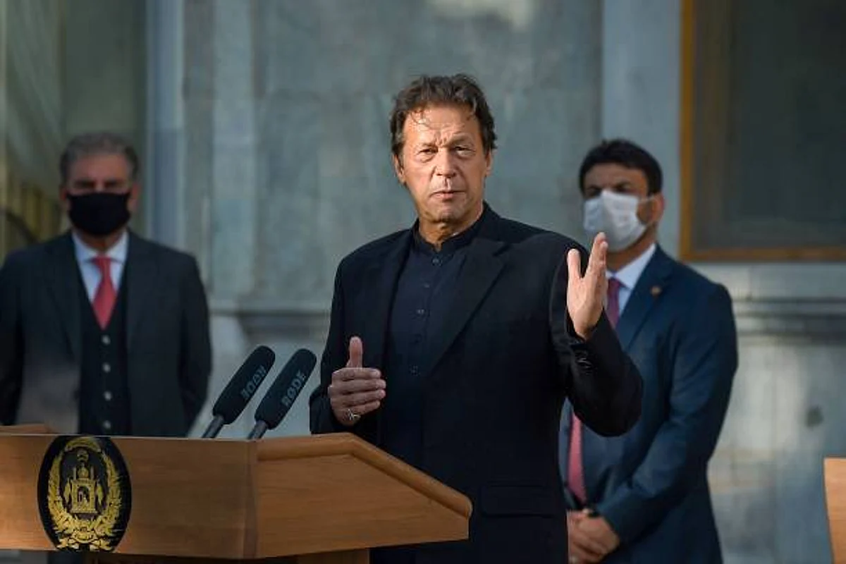 Pakistan Political Crisis: इमरान खान ने गंवाई कुर्सी, इन 5 देशों का भी बुरा हाल