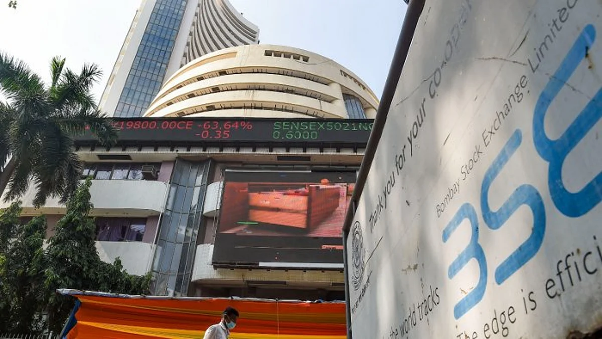 Titan Share Price: 30 प्रतिशत लुढ़का टाटा का ‘ताज’, खरीद और बिक्री पर हुई चर्चा