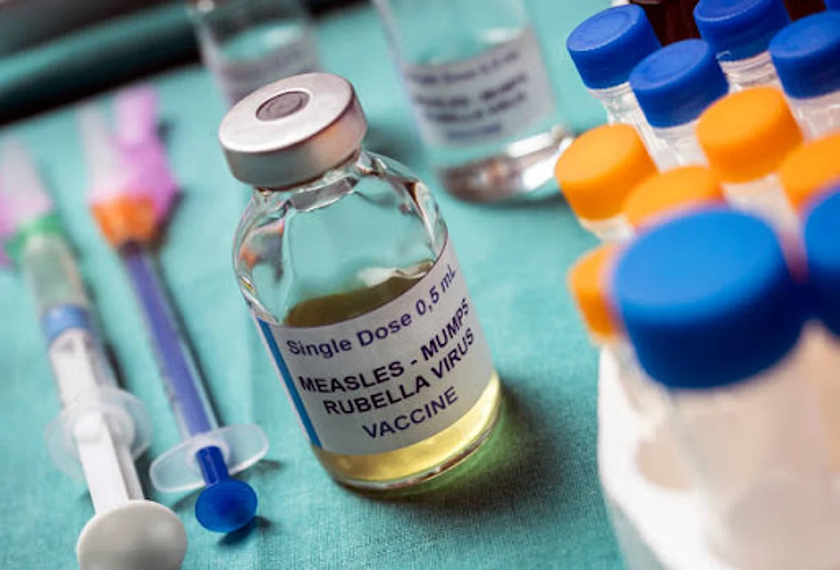 Measles Outbreak In Mumbai: अब तक 14 बच्चों की मौत, जानिए बीमारी के लक्षण