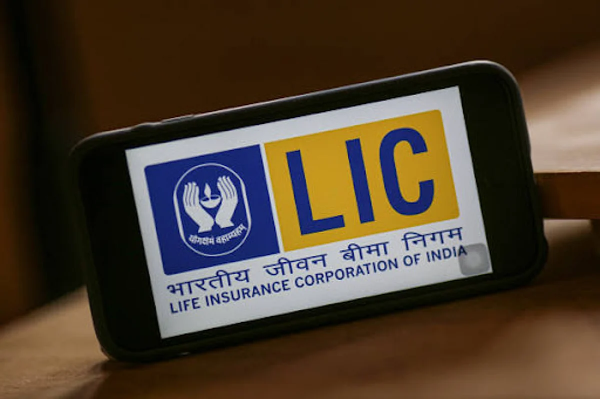 LIC Jeevan Akshay Plan: हर महीने मिलेंगे 20,000 रुपये? पढ़ें पूरी रिपोर्ट