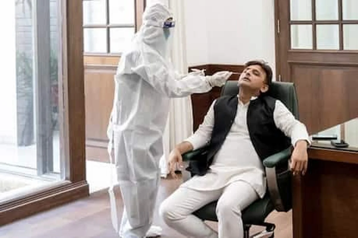 Akhilesh Yadav Tested Covid-19 Positive कोरोना की चपेट में आए समाजवादी पार्टी के नेता अखिलेश यादव।