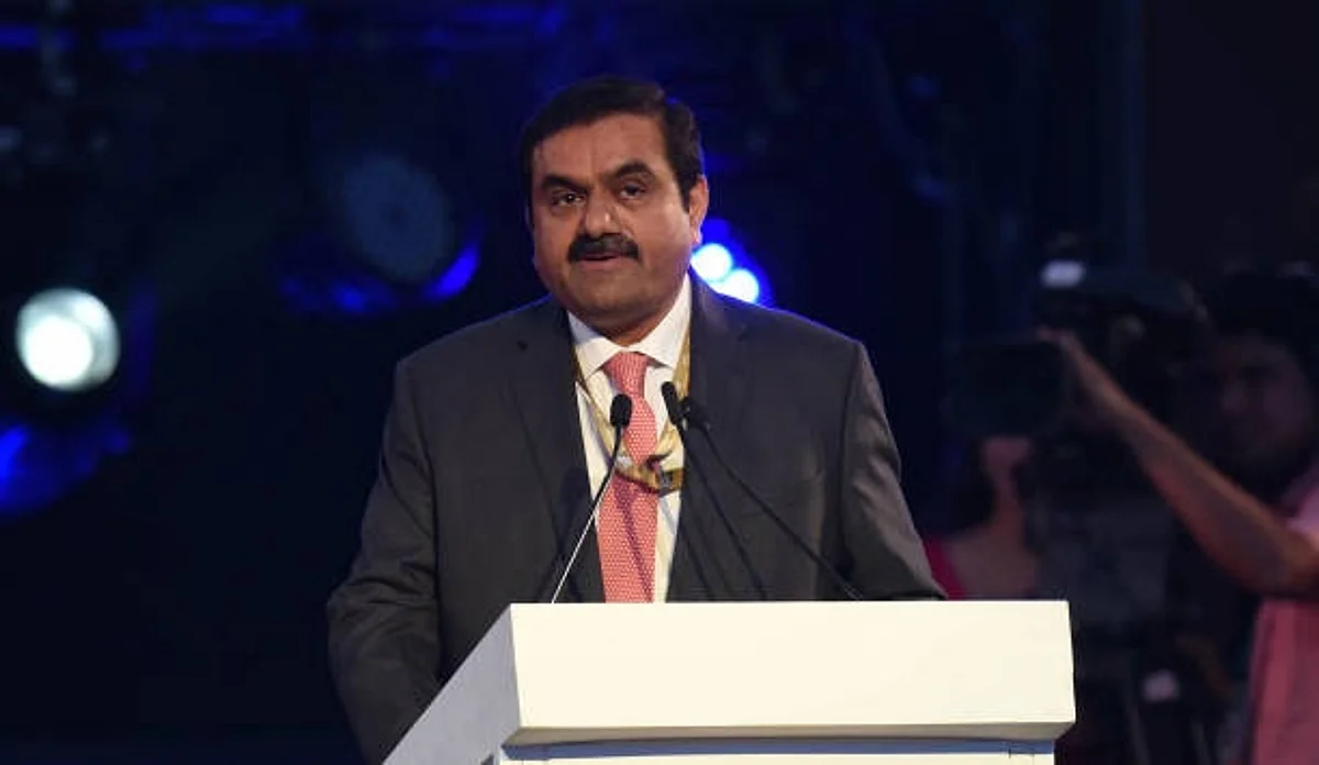 Gautam Adani : अडानी फर्म के निवेशकों की चांदी, पिछेल 1 साल में 5 गुना बढ़ी सम्पत्ति।