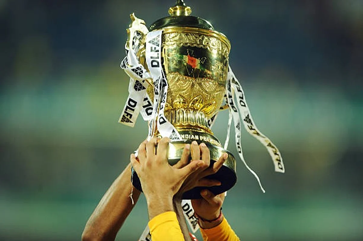 IPL 2021 – BCCI का बड़ा फैसला, कोविड 19 के बढ़ते मामलों के कारण IPL स्थगित