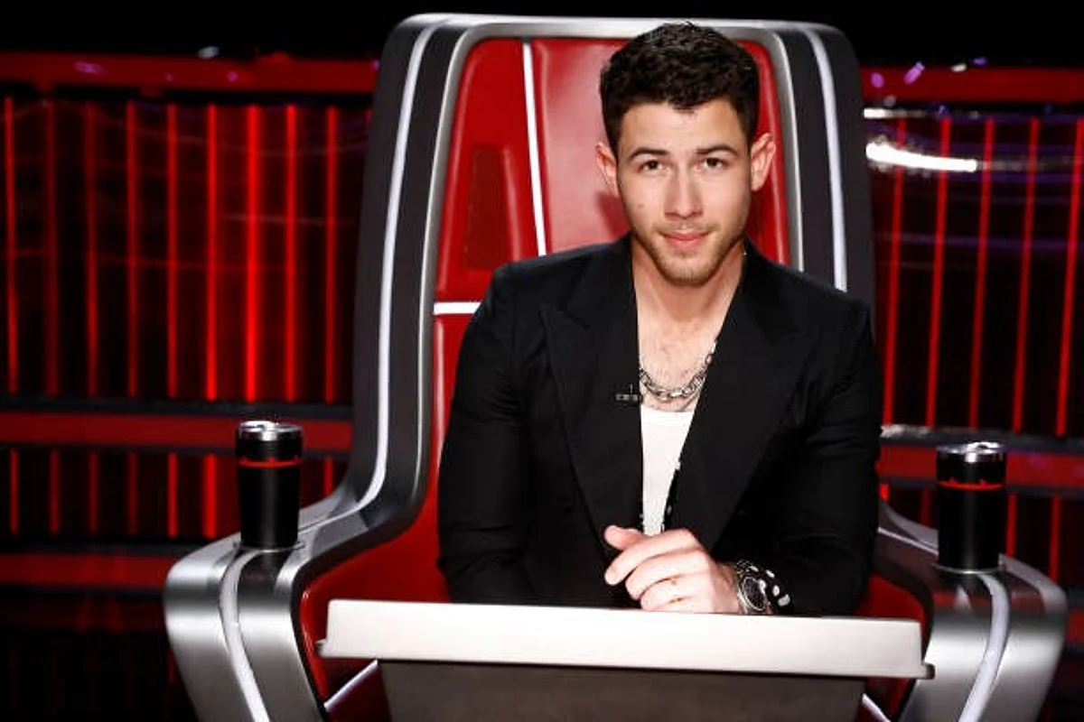 Nick Jonas Injured: शो के सेट पर हुए घायल, अस्पताल में भर्ती