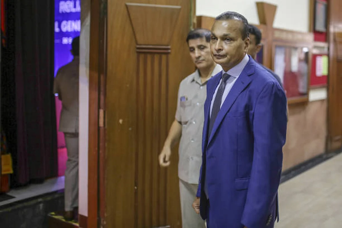 Reliance Infratel से फ्रॉड का ठप्पा हटाएगी SBI, अनिल अंबानी को बड़े भाई के कारण मिली बड़ी राहत