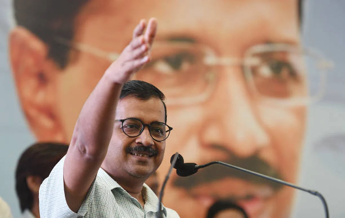 Arvind Kejriwal: दिल्ली फतह कर अब गुजरात विधानसभा चुनाव लड़ेंगे दिल्ली के मुख्य मंत्री अरविंद केजरीवाल