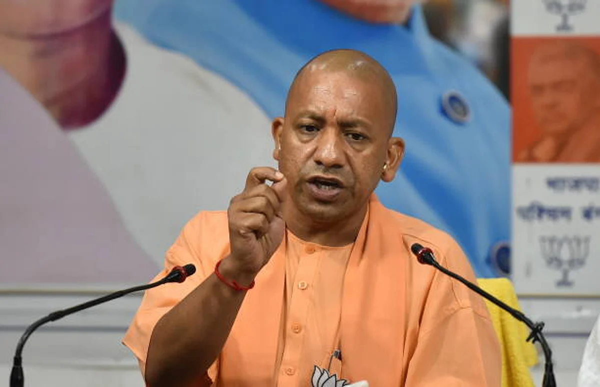 Yogi Adityanath: योजनाओं से OBC वर्ग को हुआ लाभ, पैनल ने की तारीफ़