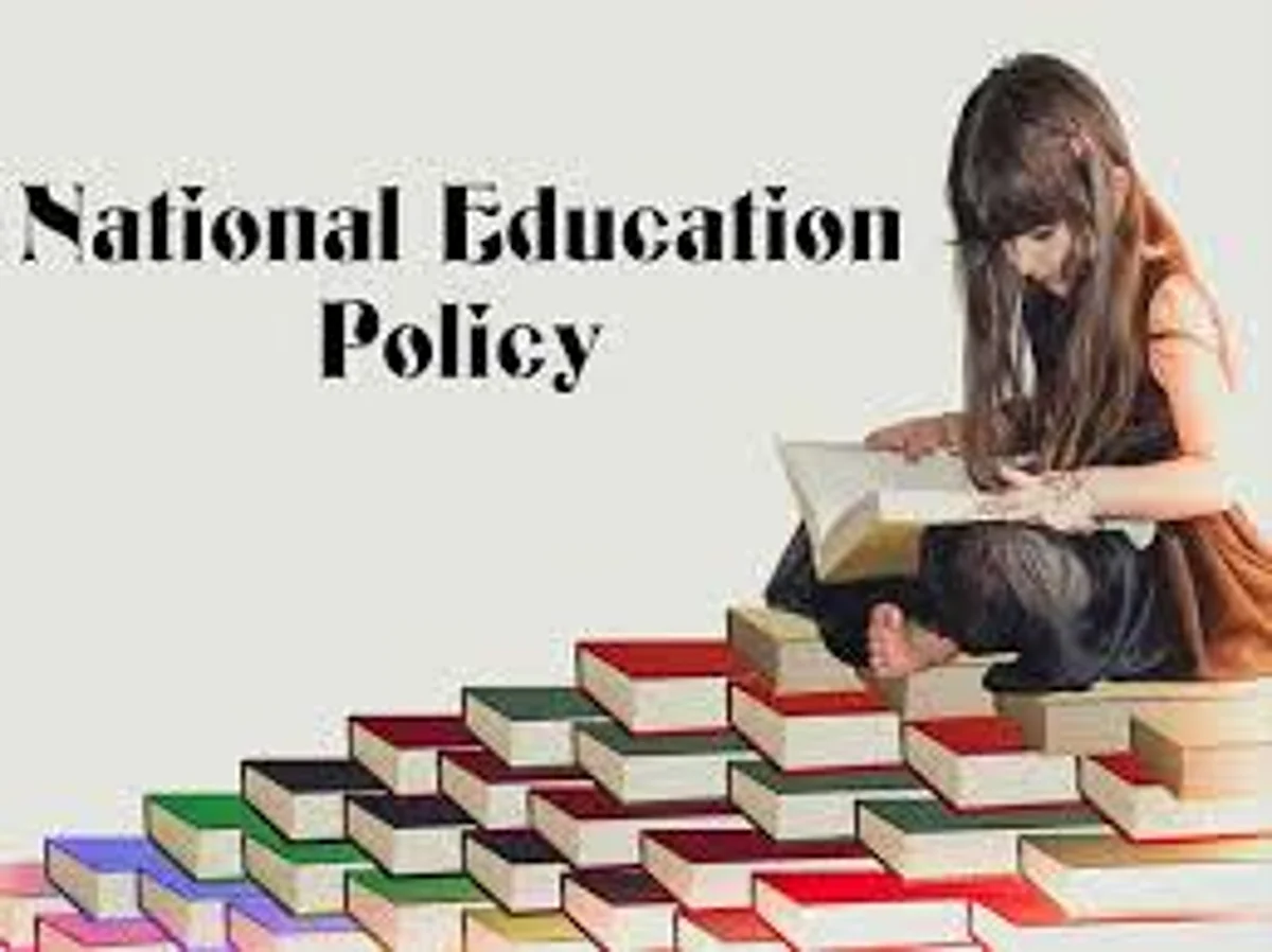National Education Policy: नया स्लेबस विकसित करने के लिए बनाई कमेटी