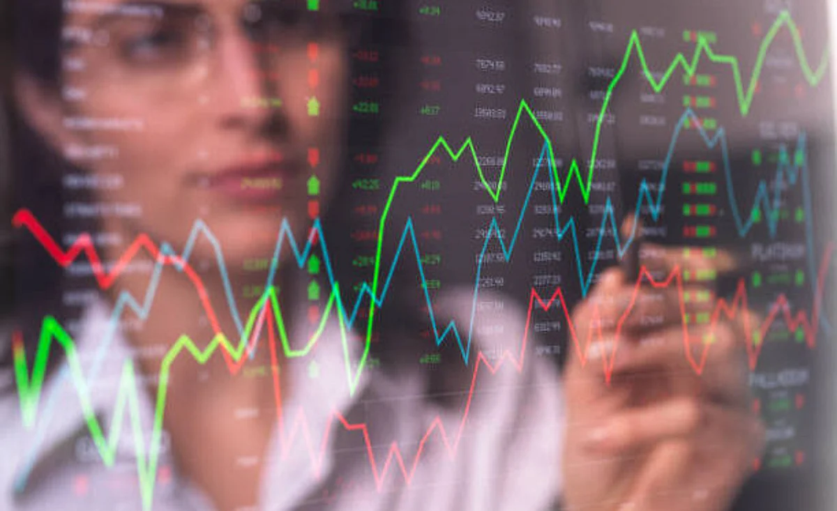 Share Market: बाज़ार की धीमी शुरुआत, ZEE के स्टॉक्स दिखा रहे कमाल