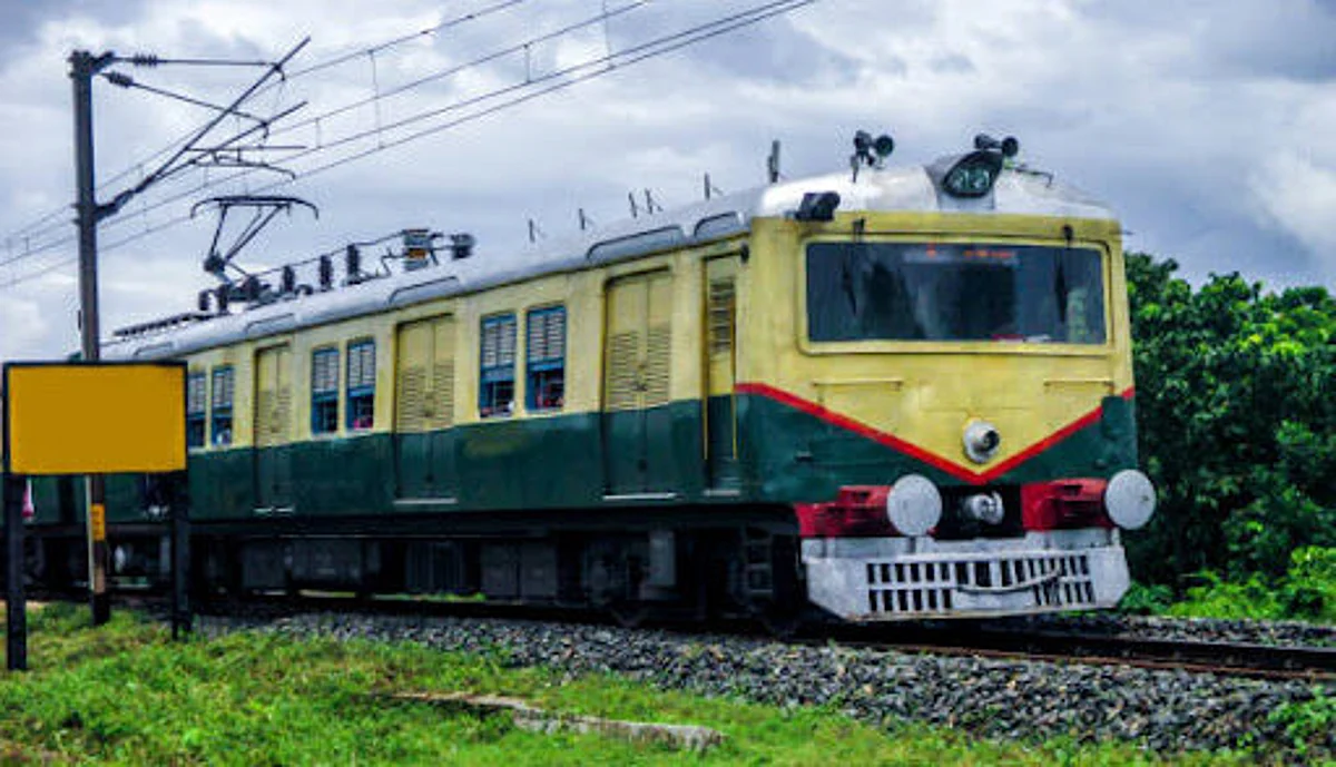IRCTC Stock News: भारतीय रेल ने किया निवेशकों को मालामाल, एक महीने में 32% उछले स्टाॅक्स
