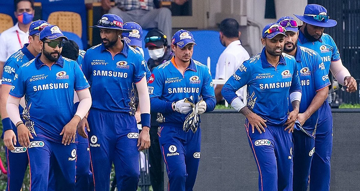 IPL Playoffs 2021: इस गणित से मुंबई का होगा बेड़ा पार, पहले भी किया है चमत्कार