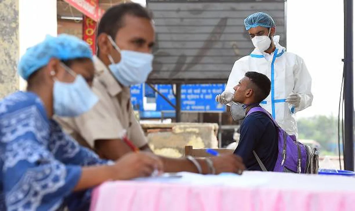 Covid-19 Updates: त्योहारों के सीज़न में देश में आए 18,166 नए मामले, 193 की हुई मौत